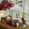 Voluspa aromātiskā svece Forbidden Fig stikla un metāla trauciņā
