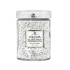 Voluspa aromātiskā svece Silver Birch trauciņā ar vāciņu