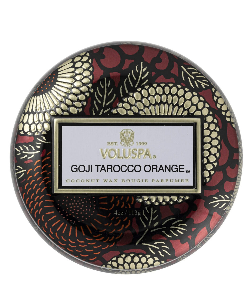 Voluspa aromātiskās sveces Goji Tarocco Orange metāla trauciņā ar vāciņu